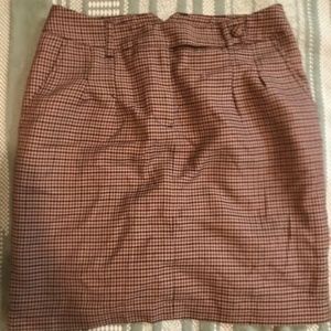 Plaid burgundy H&M skirt
